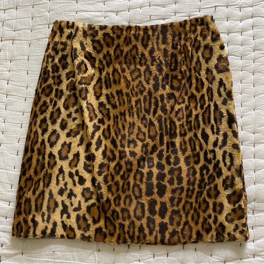 Cache Faux Fur Leopard Print Mini Skirt And Vest … - image 8